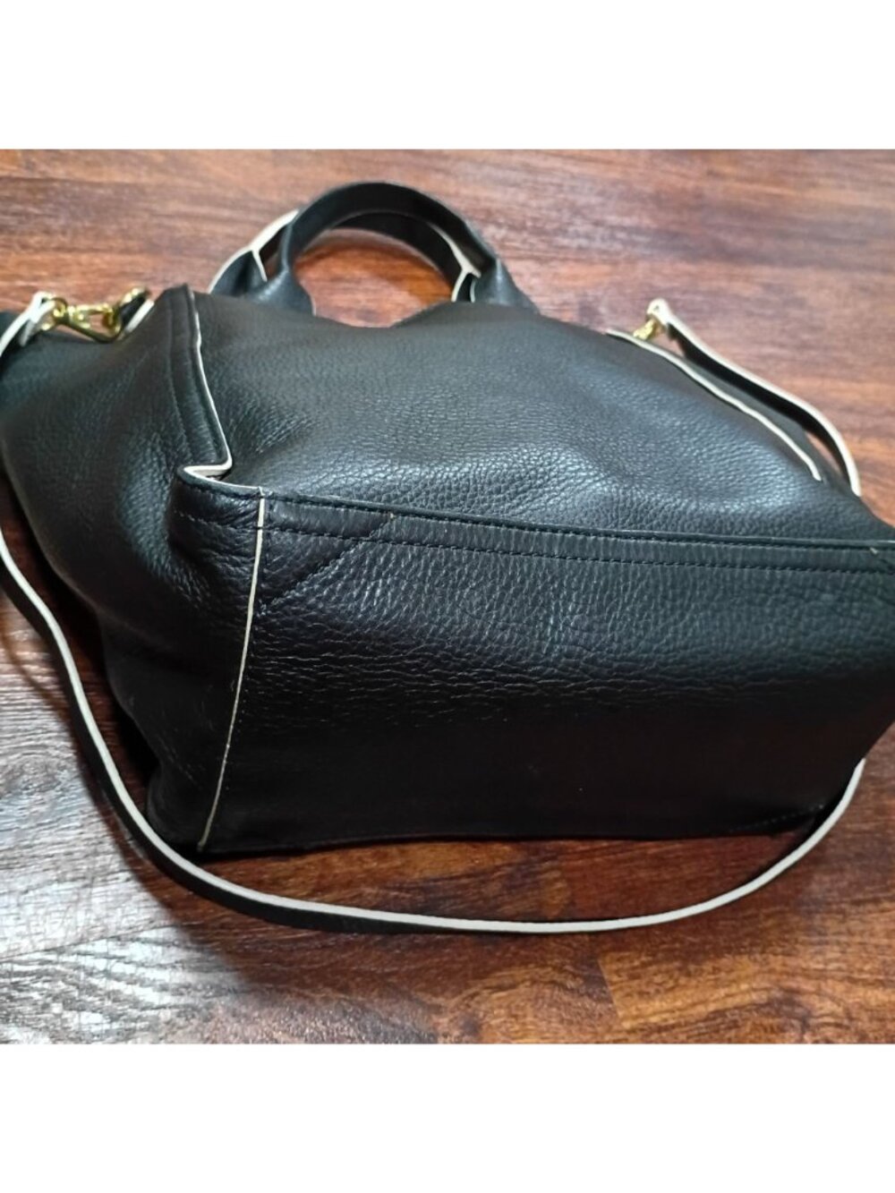 Gap Black Cow Leather Tote Bag With Detachable Crossbody Strap - Picture 6 of 14